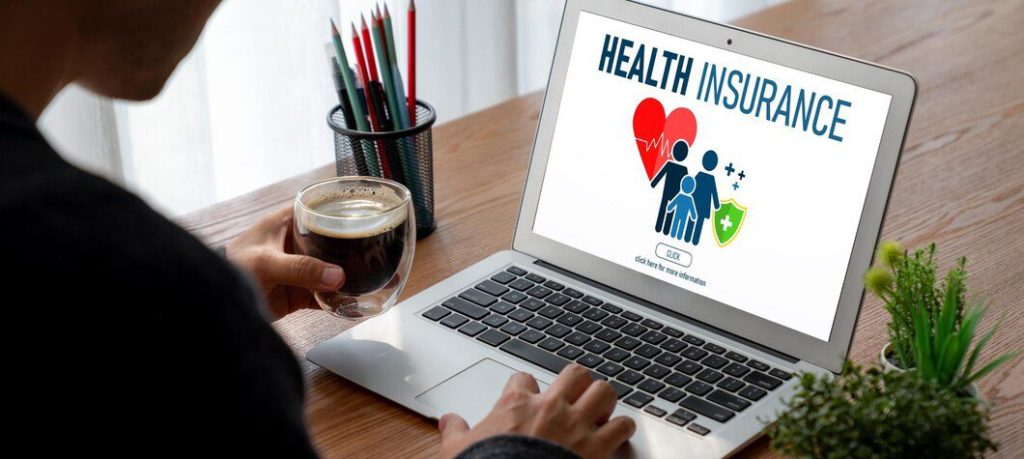 Health insurance web site modish registration system for easy form filling