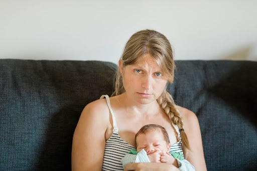 how to help someone with postpartum depression